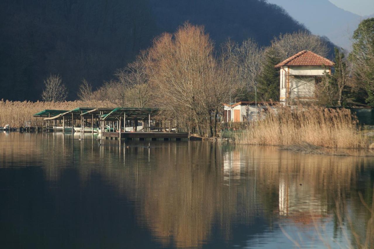 Lake House Canzo Eksteriør bilde