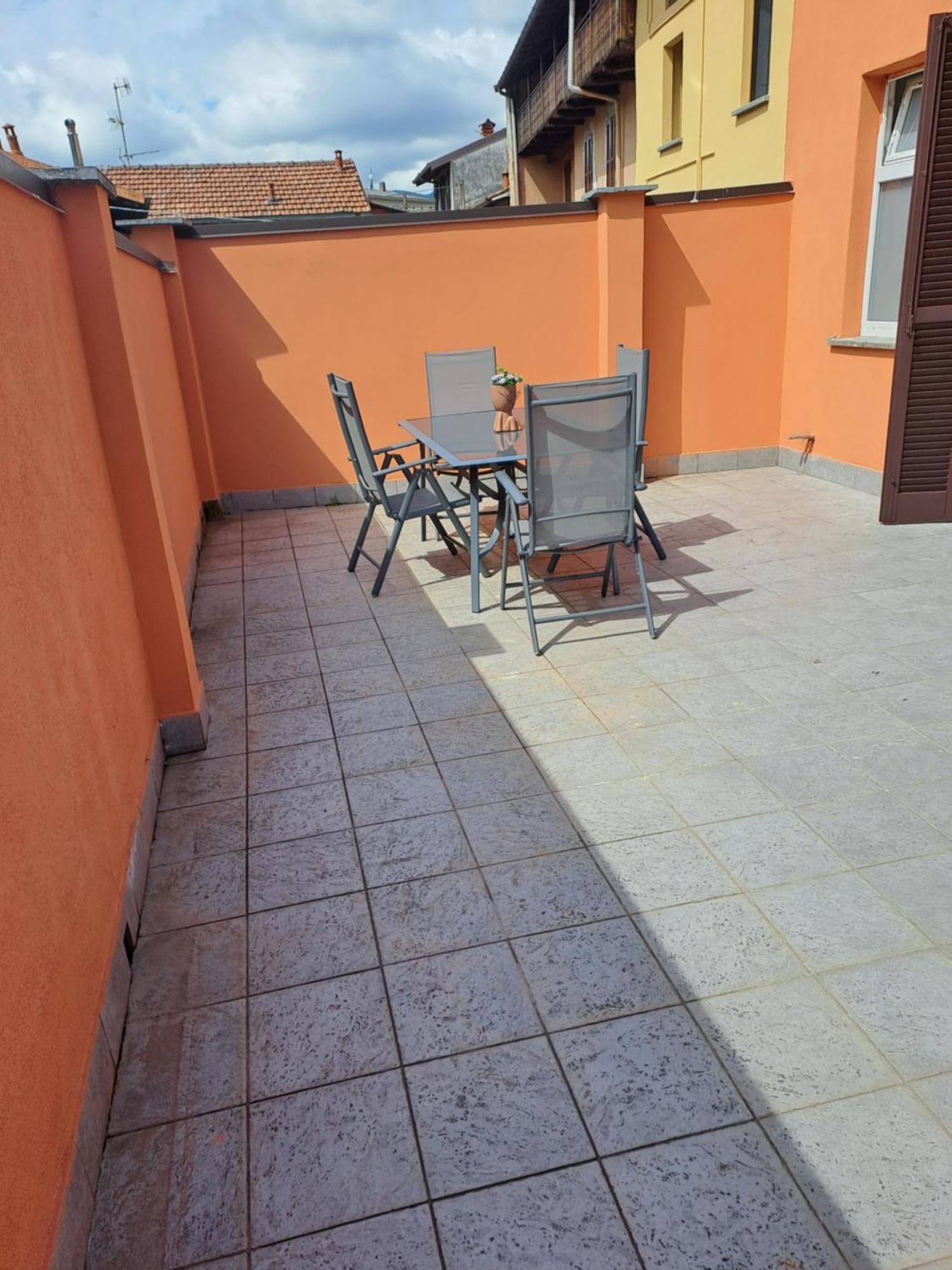 Lake House Canzo Rom bilde